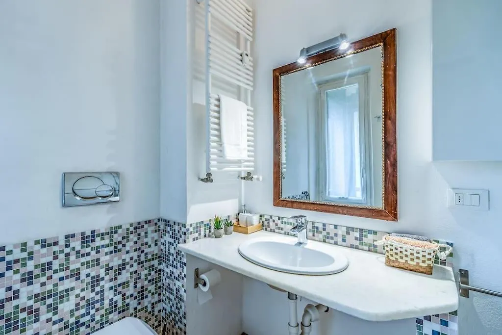 Luxury Apartment In Navigli Milan