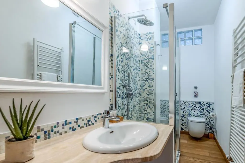 Luxury Apartment In Navigli Milan